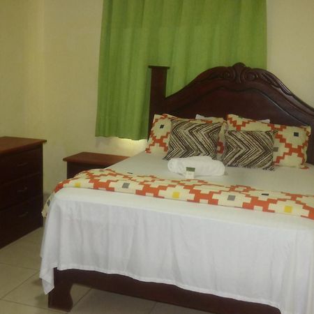 Hotel Enrique I Gazcue, Bed And Breakfast Santo Domingo Ngoại thất bức ảnh