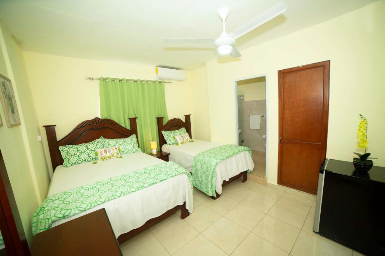 Hotel Enrique I Gazcue, Bed And Breakfast Santo Domingo Ngoại thất bức ảnh