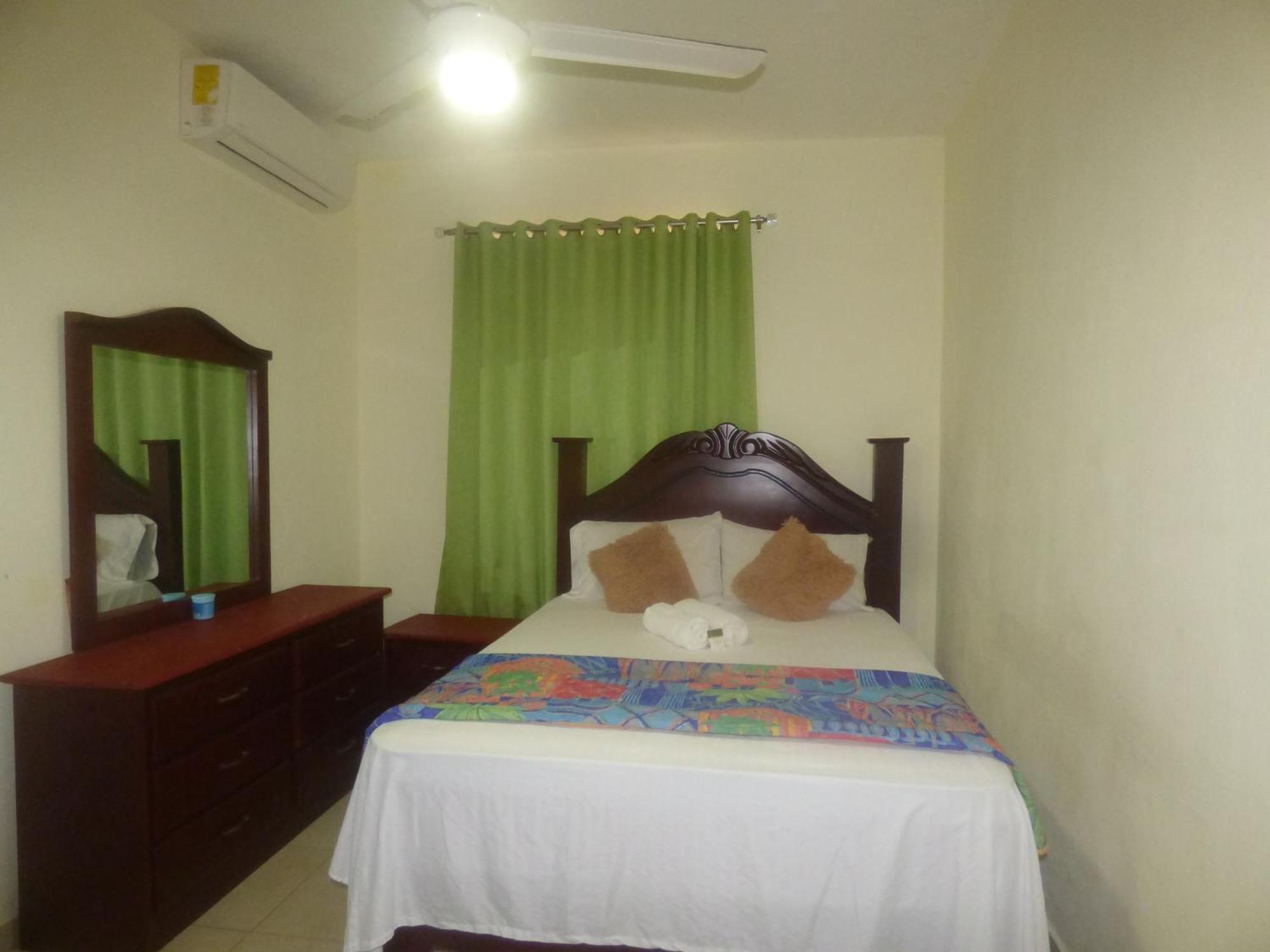 Hotel Enrique I Gazcue, Bed And Breakfast Santo Domingo Ngoại thất bức ảnh
