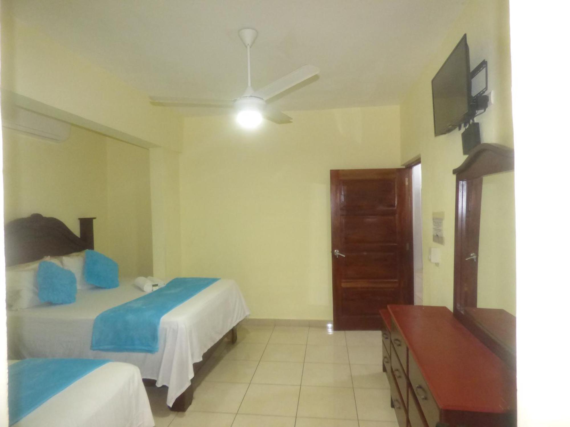 Hotel Enrique I Gazcue, Bed And Breakfast Santo Domingo Ngoại thất bức ảnh