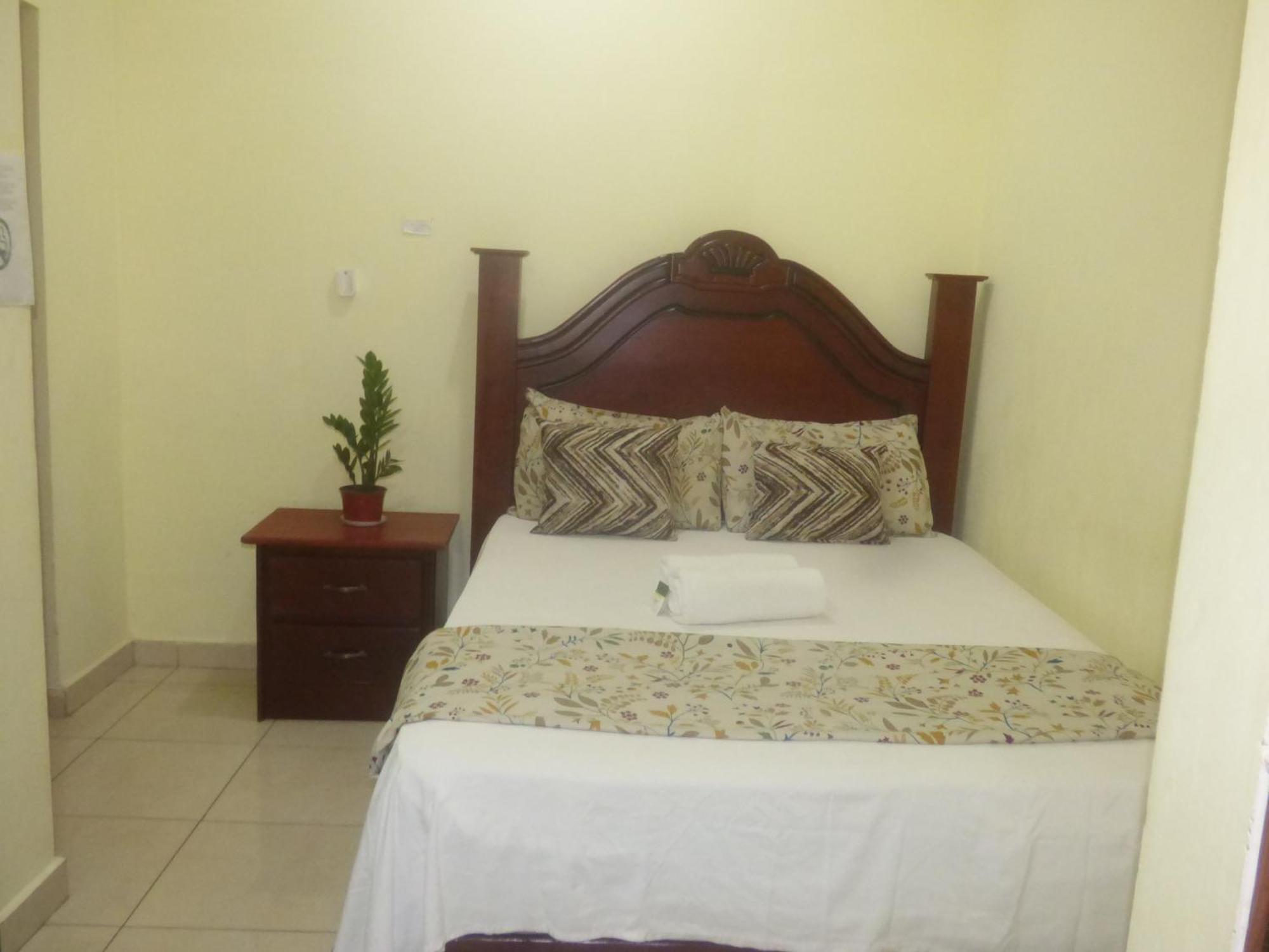 Hotel Enrique I Gazcue, Bed And Breakfast Santo Domingo Ngoại thất bức ảnh